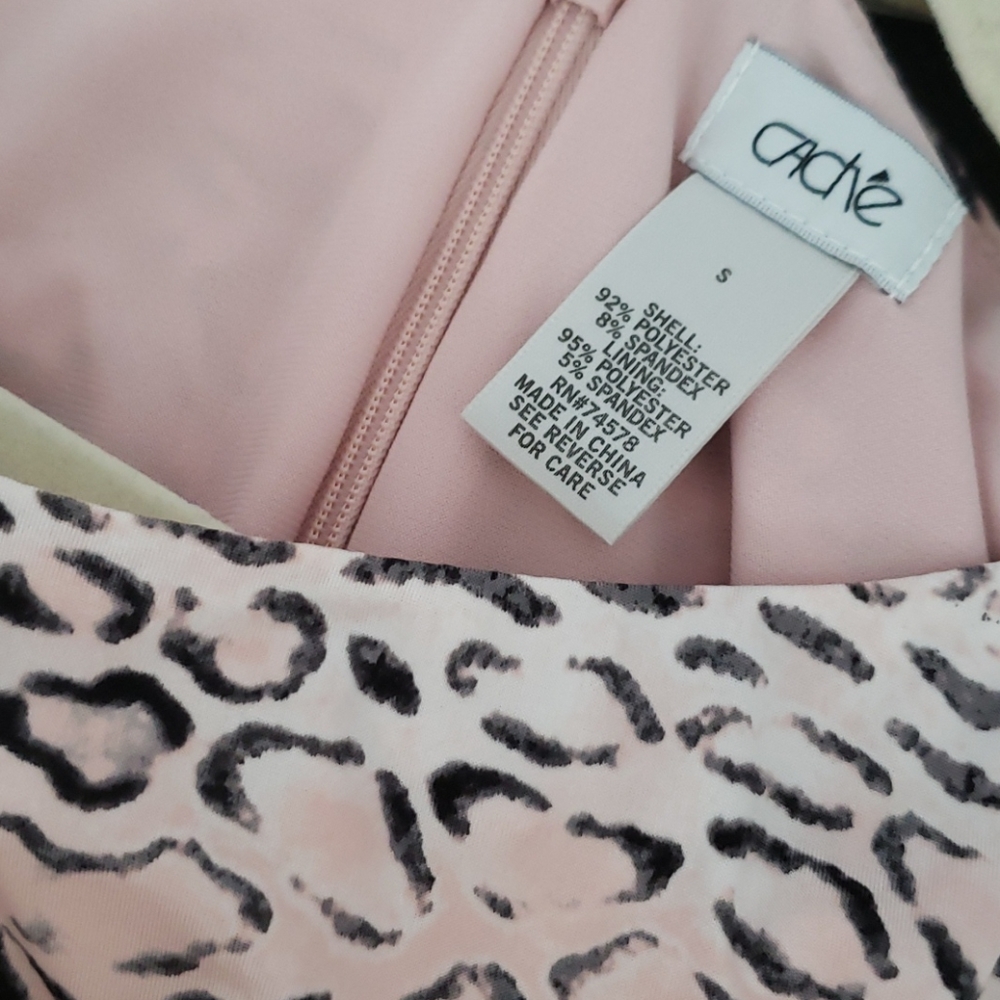 Cache rouched body con dress